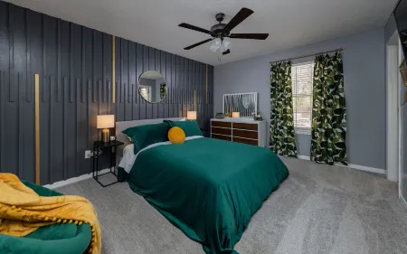 Fully Fenced Backyard / Thoughtfully Stocked / Tons of Amenities Отели в г. Наварр