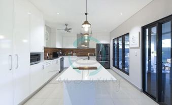 Zenhouse - 5Br Family with Private Pool