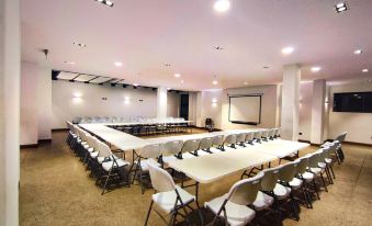 Madero Hotel & Suites