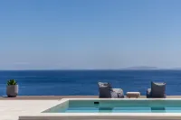 ''Aegean Whispers'' Sea Front Villa in Tinos - Villaer