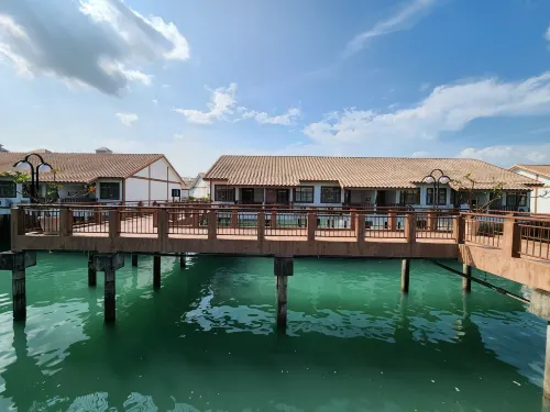 Alpine Lxpd Full Seaview Water Chalet - 3-Star
