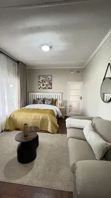The Comfy Private Place - 2296 Отели в г. 