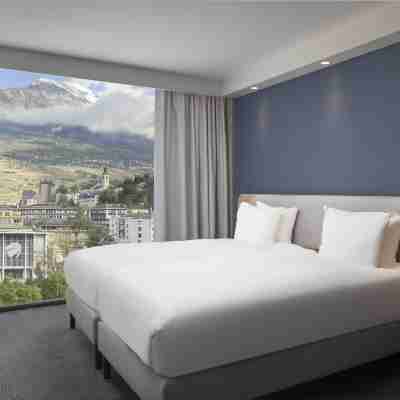 Holiday Inn Express & Suites Sion Rooms