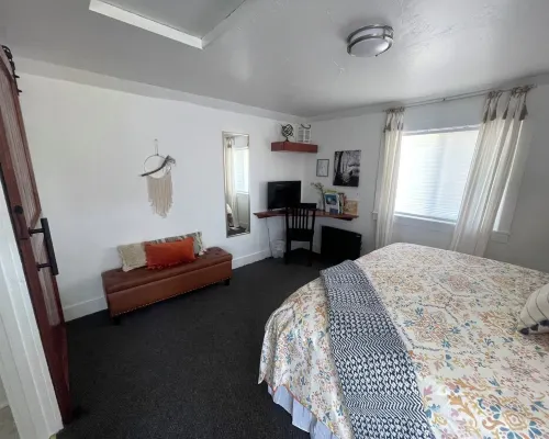 Stylish & Bright , King Bed, Downtown Oasis Hotel di Arcata