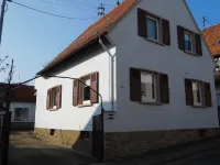 Your cozy holiday home in Neustadt-Haardt on the edge of the Palatinate Forest Hotels near Mußbach