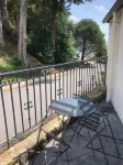 Single-storey house 125 m² facing the sea, patio with barbecue and garden.