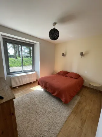 Maison DE Campagne Avec Piscine ET Parc Arbore