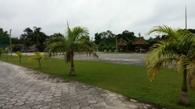 LITORAL OF PARANA QUITINETE WITH AIR - Free Wi Fi fiber optic. 馬蒂紐斯酒店