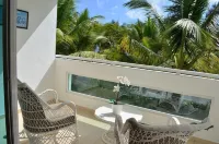 Quiet Apartment With Ocean View w/ Pool