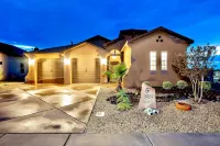 Tuscan Villa Outdoor Living, Jacuzzi & Gym