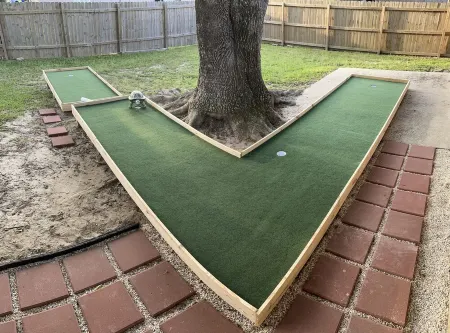 3 Bedrooms, 2 Full Baths Near The Beach