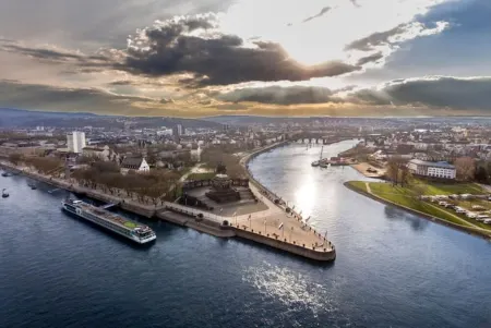 Rheinmosel Glück 5 Отели рядом с достопримечательностью «VFF Wehrtechnische Studiensammlung Koblenz»