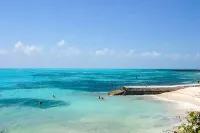 Oceanview Isla Mujeres Villa - Private Pool, Steps from Snorkeling, & Skybar