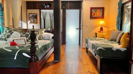 Orama Lodge Bora Bora - Le Fare Отели рядом с достопримечательностью «Вайтапе»