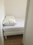 FACING THE SEA, Very nice apartment T2, large balcony and beach below
