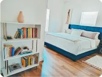 Urban Retreat: 2 King Suites + Bunks, Walk to Park Hotels in Lackland AFB