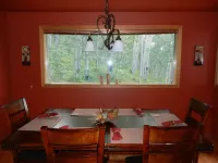 Beautiful private Telluride retreat with amazing views, new hot tub, free WIFI.