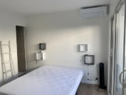 Lovely renovated farmhouse close to golf course and beach opposite St Tropez