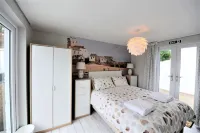 Gull Rock is a Frontline House above Porthmeor Beach,  with Amazing Sea Views - balcony