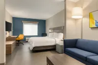 Holiday Inn Express & Suites Fort Lauderdale Airport South