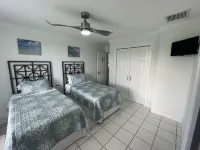 "SERENITY BY THE SEA" Treasure Cay, Abaco, Bahamas 2 bedrms/2 bathrms/ sleeps 6