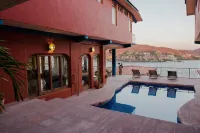 Nice vacation place to relax under the hot sun of zihuatanejo