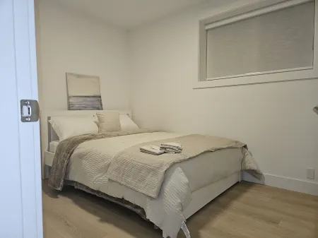 Cozy NEW basement suite located in beautiful Silver Valley, Maple Ridge Отели в г. Мейпл Ридж