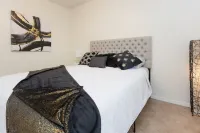 Charming and cozy! 2-bedroom home close to downtown Bentonville Hotels near The Rise