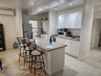 Jungle Beach House, Hidden in the Jungle, Yet Just a 6 Minute Walk to The Beach!