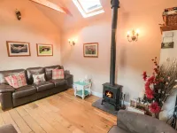 Norah's Nook Hotels in Farndale West