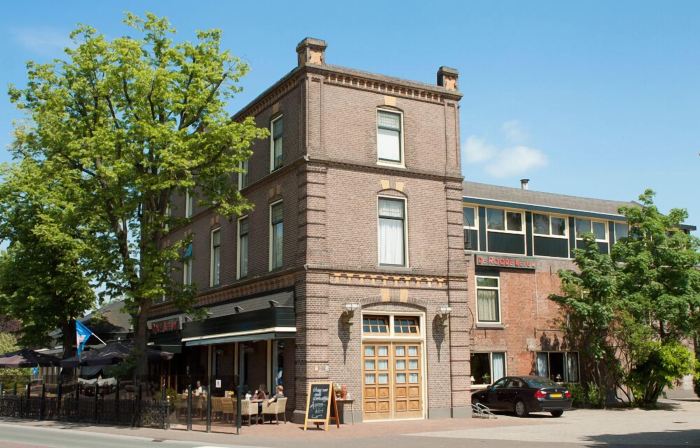 De Roode Leeuw Hotel Restaurant
