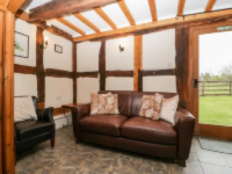 Stable End Hotels in Leominster