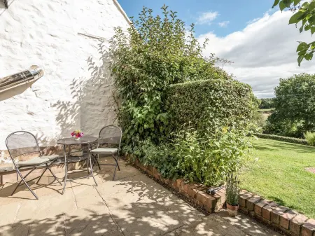 The Old Workshop Отели в г. Лонгден