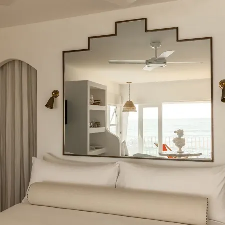 Il Delfino Seaside Inn