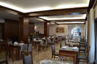 Hotel São Bento da Porta Aberta & Spa - breakfast