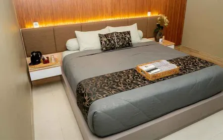 Java Albani's Отели рядом с достопримечательностью «Agrotechno Park University of Jember»