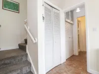 Jakanori Hotels in Staveley