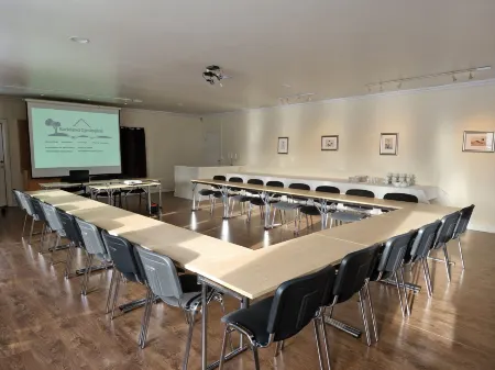 Badeland Gjestegård Отели в г. Gjovik