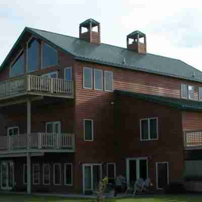ReWild Ranch LLC Hotel Exterior