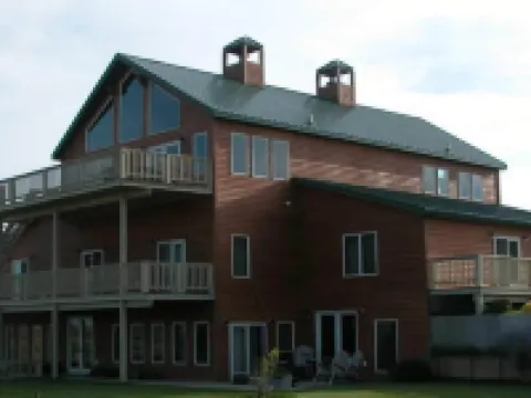 ReWild Ranch LLC Hoteles en Condado de Custer