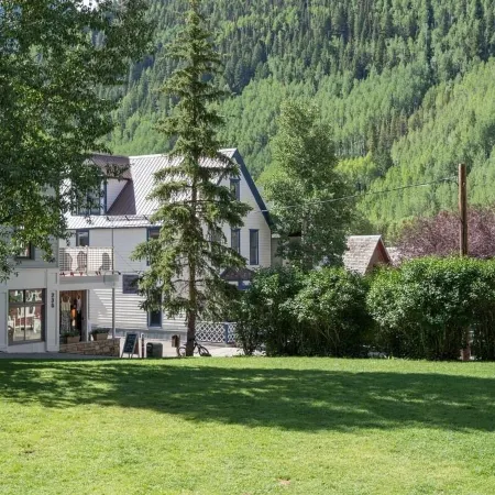 Style & Location! Steps to Gondola, Main Street, River 1 Bedroom Condo by RedAwning