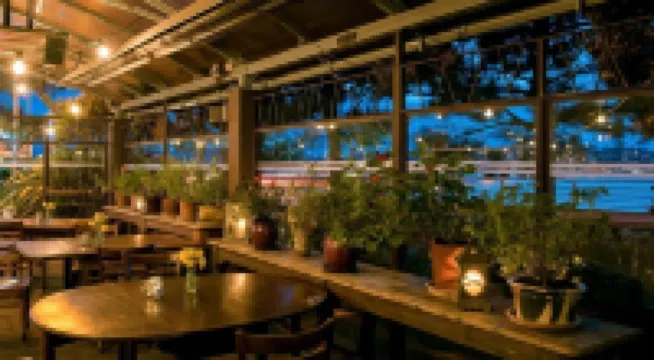 Riverbank House Hotel