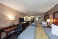 Colonial Inn Hotels in Camden