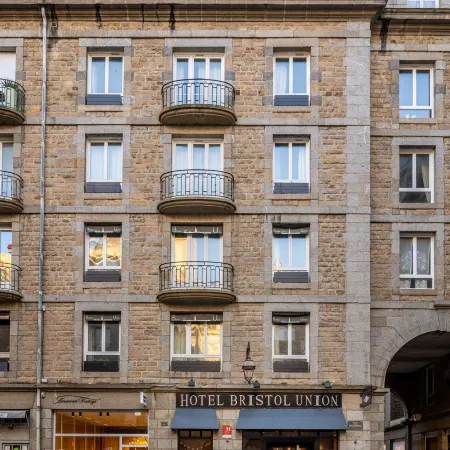 Hôtel Bristol Union Intra Muros Отели рядом с достопримечательностью «Интра-Мурос»