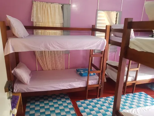 Jay's Guest House - Baarit