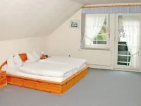 Gasthof Zum Dorfkrug Ξενοδοχεία στην πόλη Zuschen