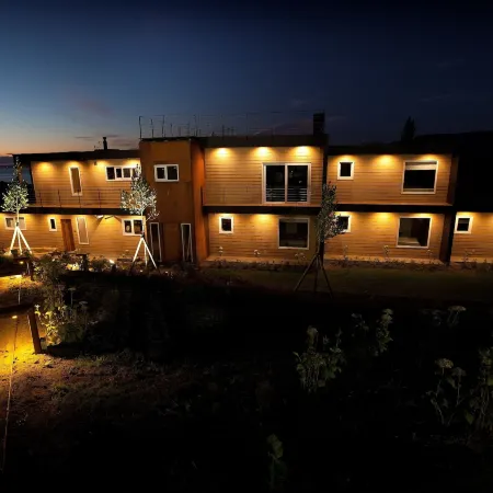 Lake Lodge