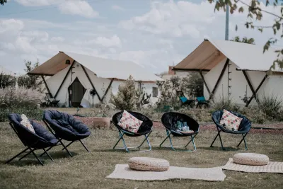 ซัลเทอร์ร่า กลามปิง โรงแรมใน