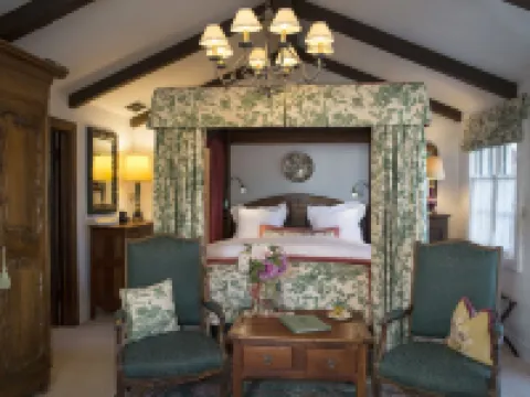 Château du Sureau Hotels in Oakhurst