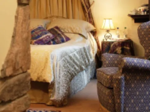 Bear Crickhowell Hotels in Crickhowell